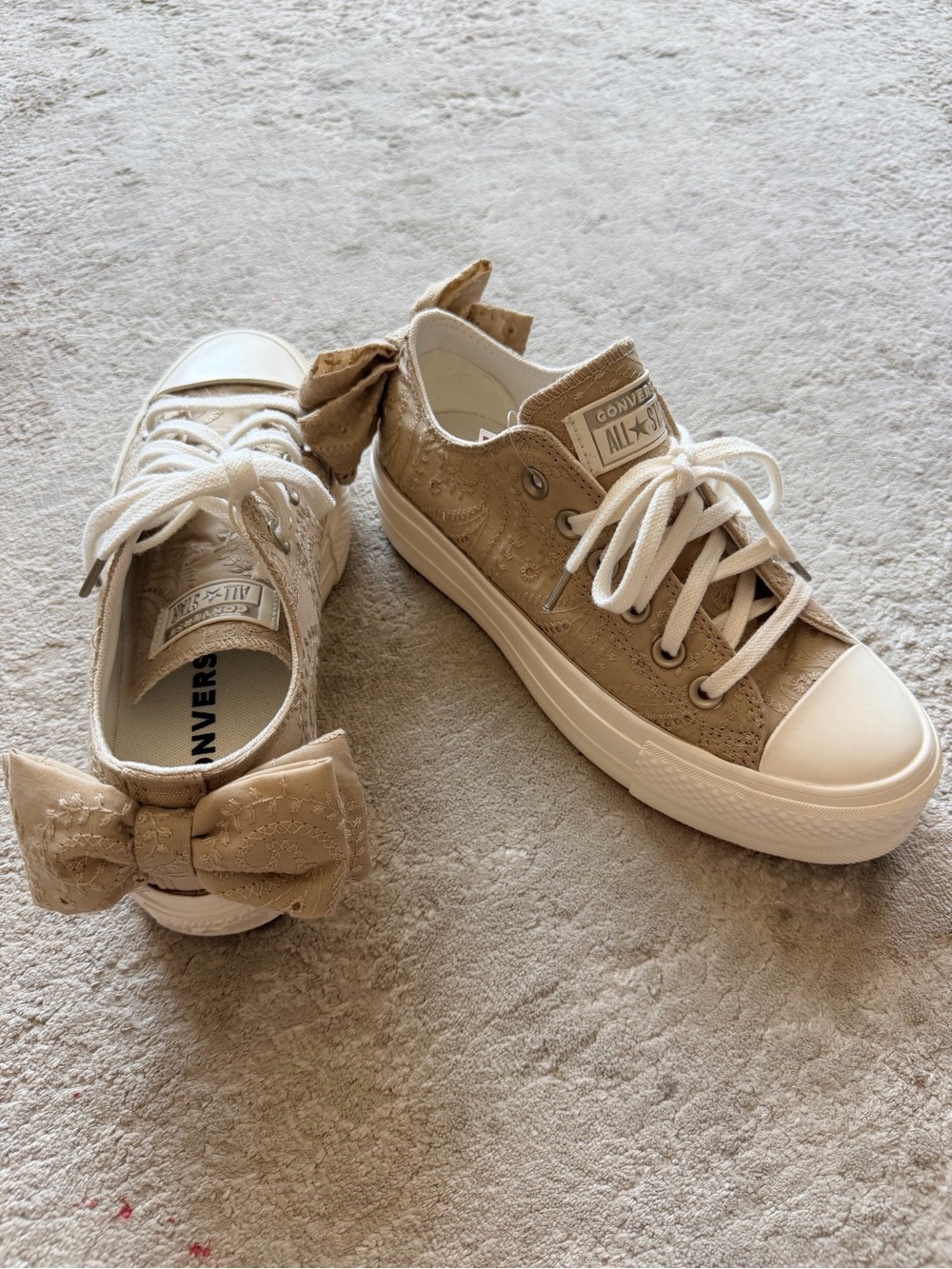 NEW Converse Chuck Taylor All Star Lift Bow Platform Sneakers Sz 6